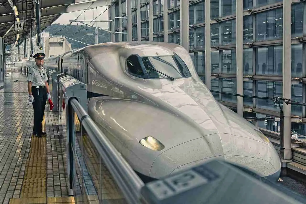 shinkansen Japan Kanazawa